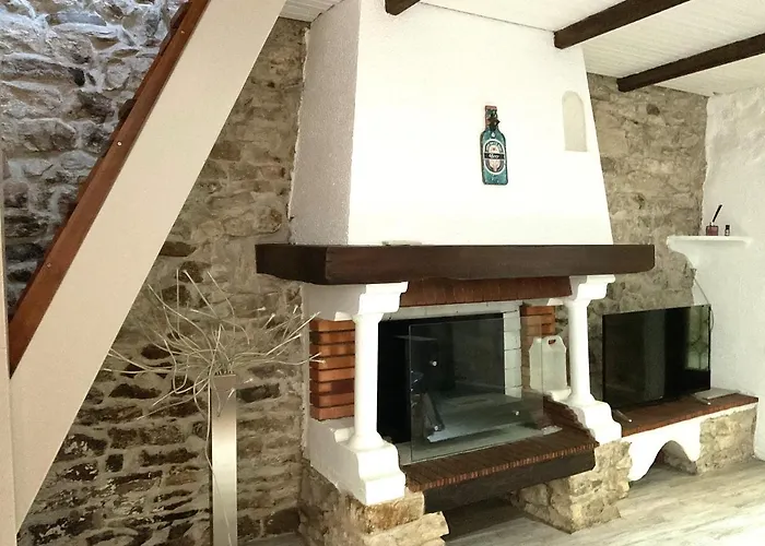 Place Aux Herbes Appartement Nîmes