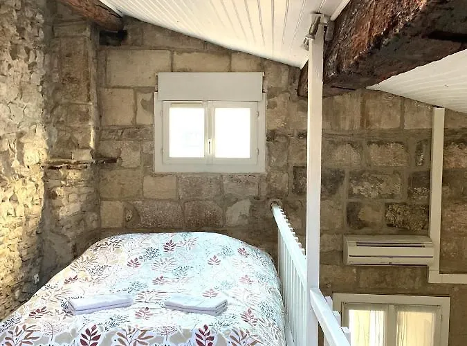 Appartement Place Aux Herbes