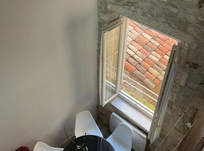 Appartement Place Aux Herbes