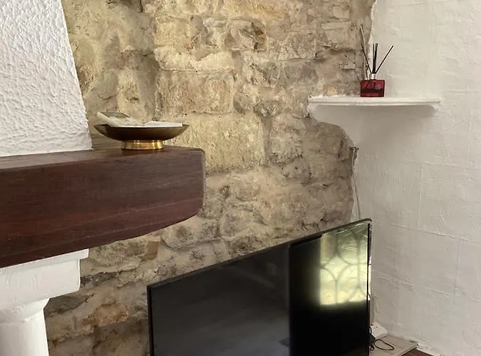 Place Aux Herbes Appartement Nîmes